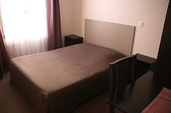 Hotel Du Roussillon *