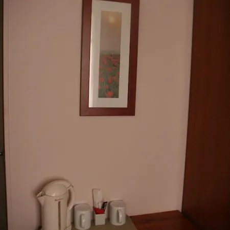 Hotel Du Roussillon